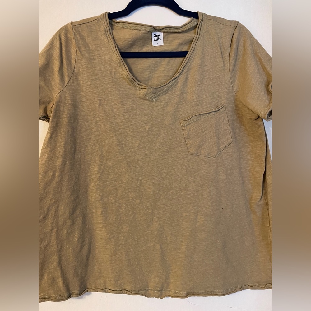 See In Love Size Large Tan Khaki T